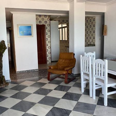 Apartamento The Traveller`s house Mirador playa la Caleta en Cádiz Exterior foto