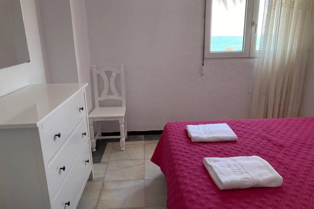Apartamento The Traveller`s house Mirador playa la Caleta en Cádiz Exterior foto